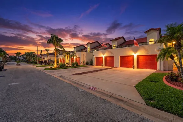 2591 SYKES CREEK DR