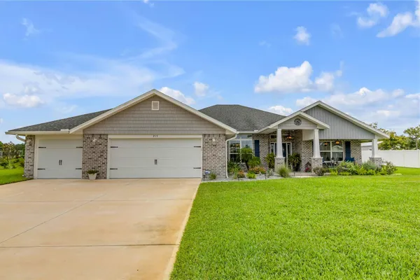 215 LAGOON MIST CT
