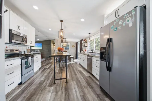 107 DEER RUN DR