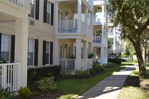 930 SPRING PARK ST 102