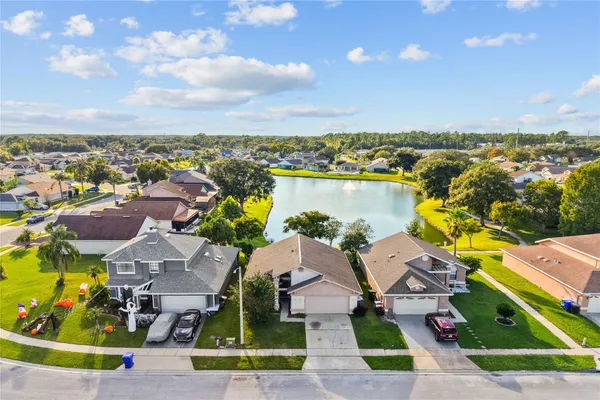 2616 WHALEBONE BAY DR