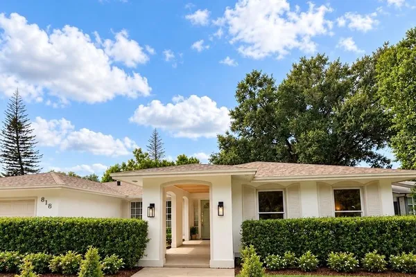 616 LAKE HOWELL RD