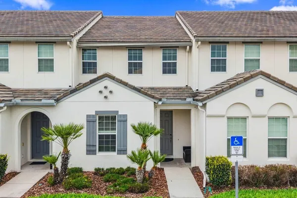 462 CAPTIVA DR