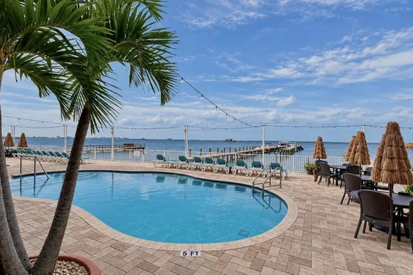 1420 BAYSHORE BLVD 309