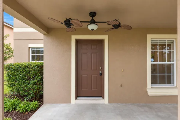 3260 AMBERLEY PARK CIR