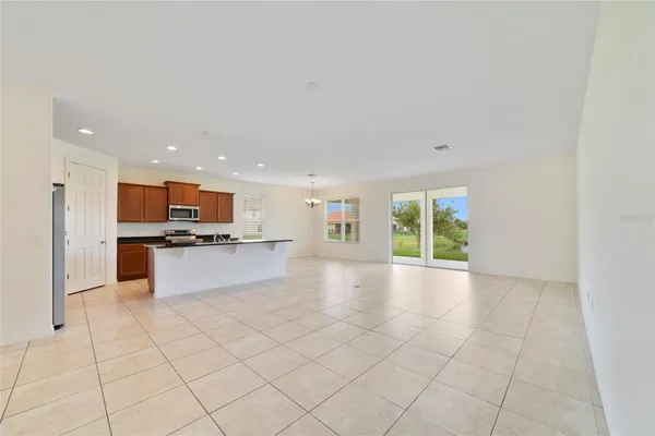 3880 CARRICK BEND DR