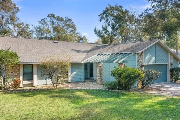 317 OAK FERN CIR