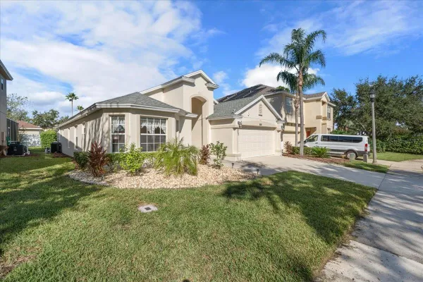 126 HENLEY CIR