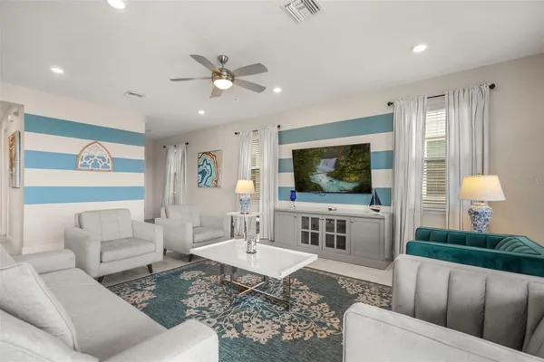 7755 WESTLAND DR