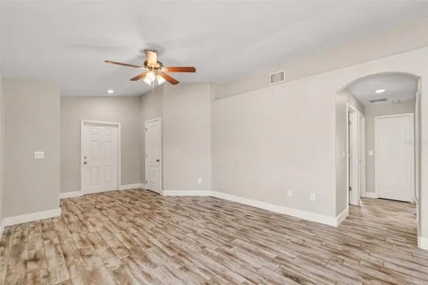 1952 HAWKS VIEW DR