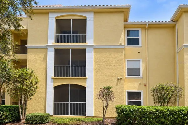 1325 LAKE SHADOW CIR 12103