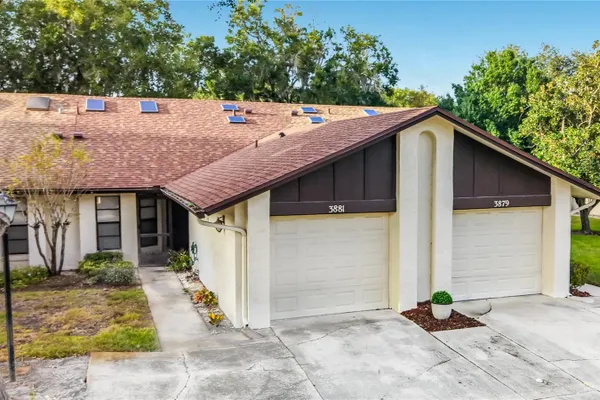 3881 VILLA ROSE LN