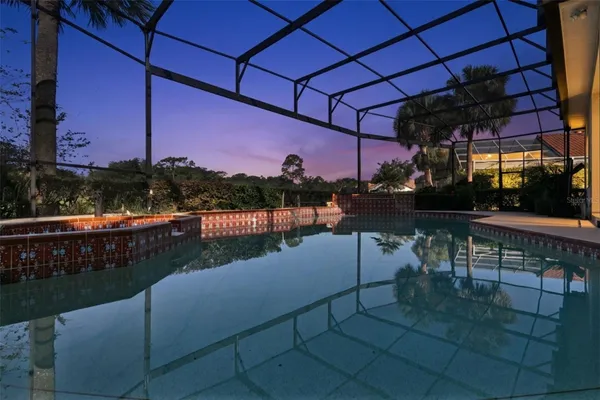 175 PROMENADE CIR