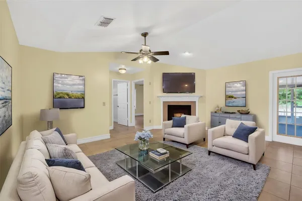 3633 JERICHO DR