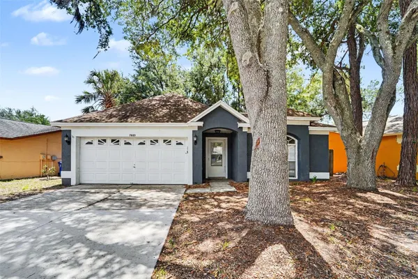 7603 SAVANNAH LN