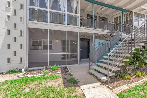 151 N ORLANDO AVE 142