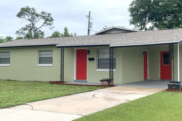 810 SWISS LN
