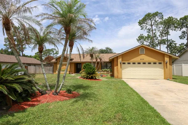 9110 PALM TREE DR