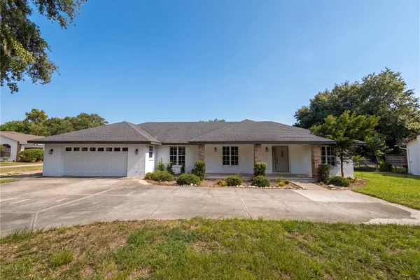 11200 ROSEHILL DR