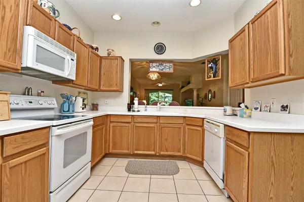 3132 RIVER BRANCH CIR