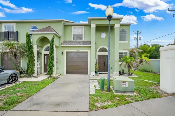 4384 PARADISE COVE CT