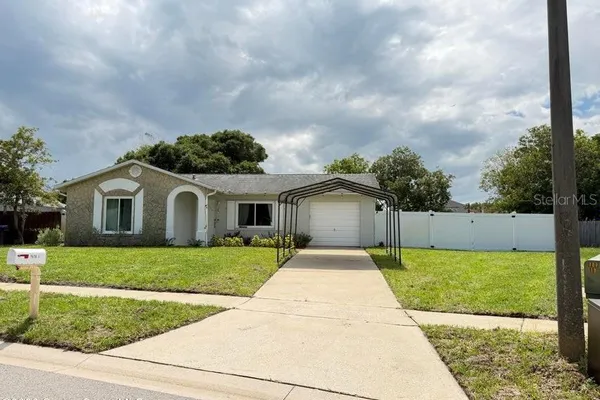 1578 W POWDER HORN RD