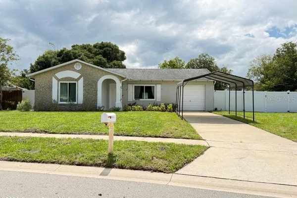 1578 W POWDER HORN RD