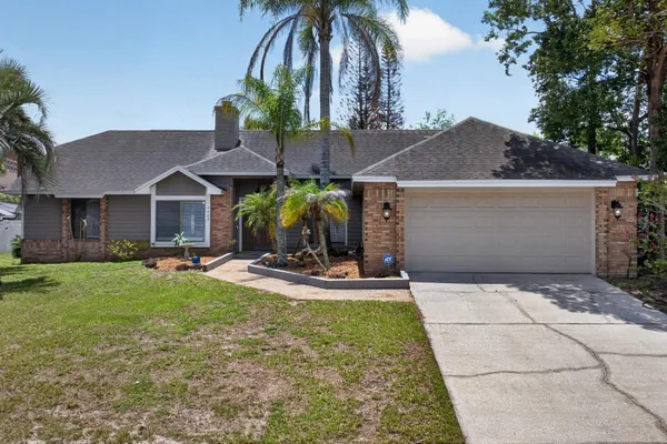 4609 TIFFANY WOODS CIR