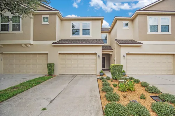 196 WINDFLOWER WAY