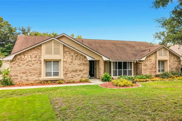 5427 SAGO PALM CT