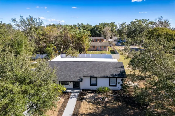 5248 KING ST