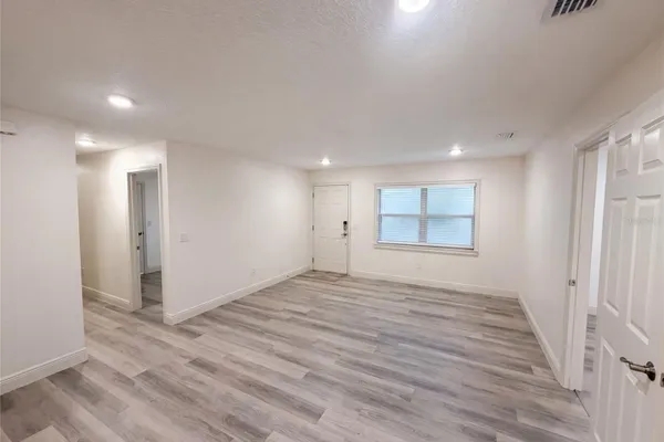 3444 VALEVIEW DR