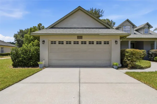 23354 OAK PRAIRIE CIR