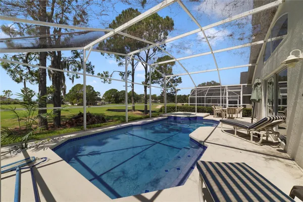 2135 MALLORY CIR