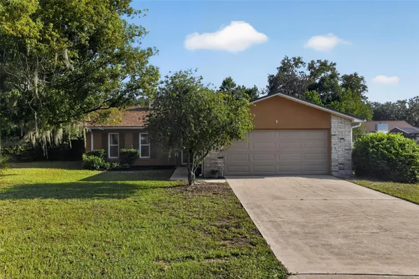 13635 BERKSHIRE CT