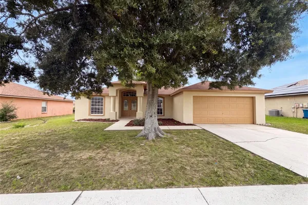 1038 HIGHLAND CREST CIR