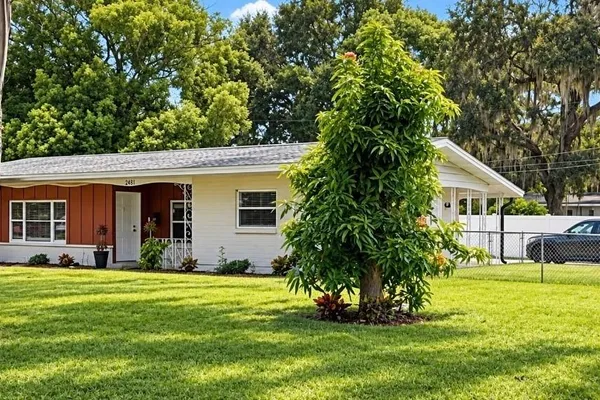 2410 LANDO LN