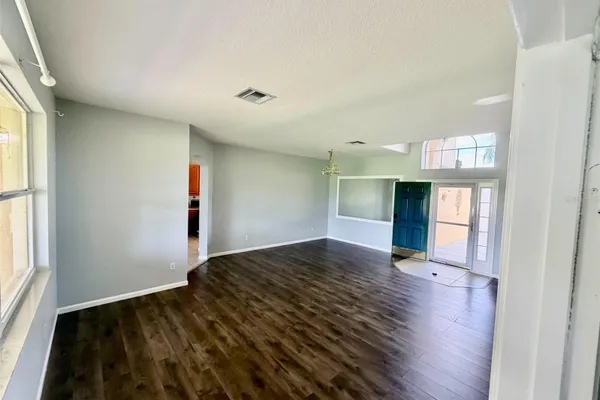 3511 MAPLE RIDGE LOOP