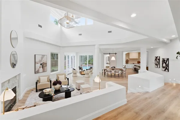 336 ASHFORD CT