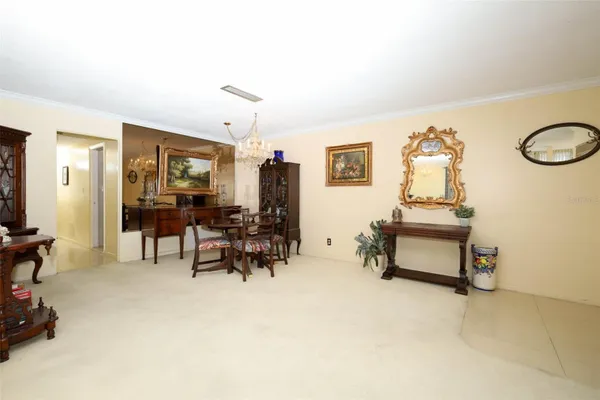 311 E MORSE BLVD 4-5