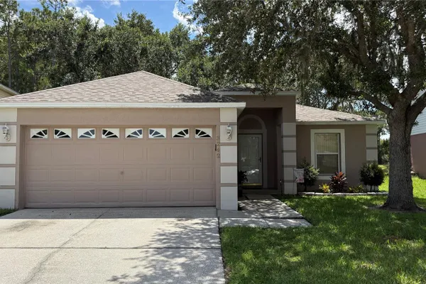 3242 ERSKINE DR