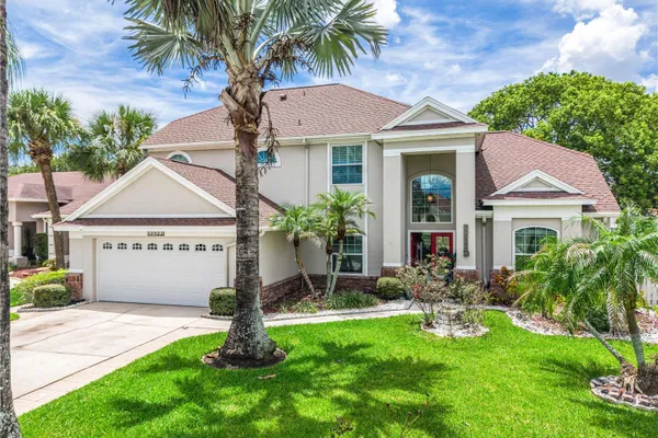 13522 HERON CAY CT