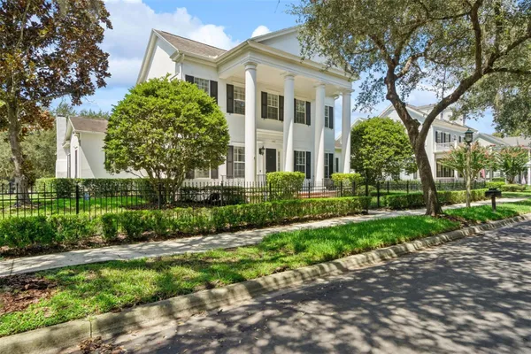 843 OAK SHADOWS RD