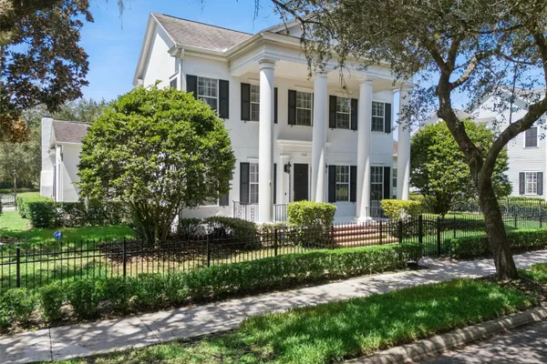 843 OAK SHADOWS RD