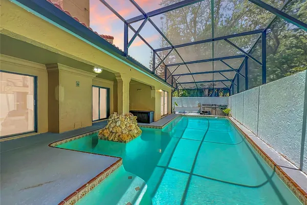 1162 E WINGED FOOT CIR