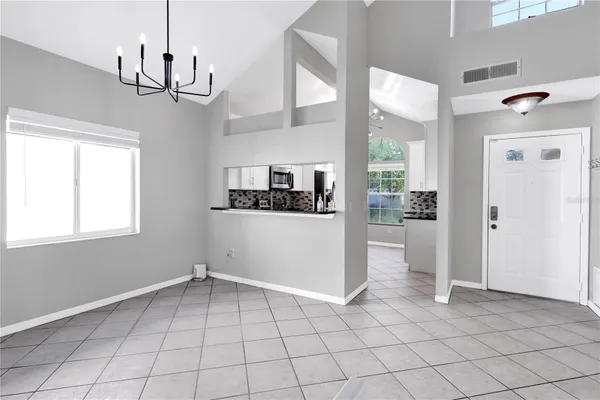 789 HEATHER GLEN CIR