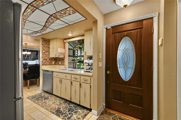 3884 VILLA ROSE LN
