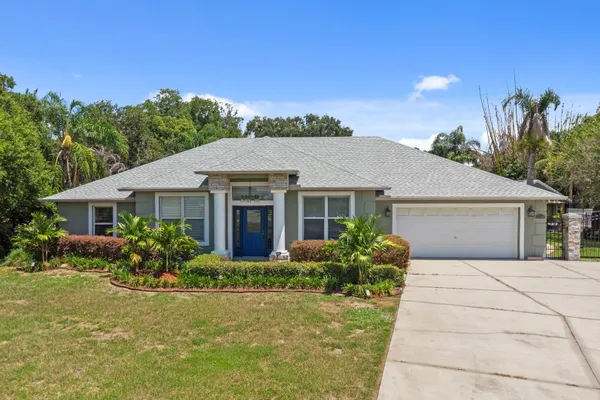 1910 LEE WOOD CT