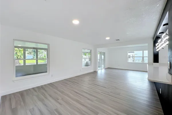 3202 TRADEWINDS TRL