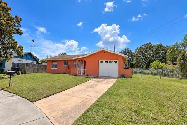 4068 CASTLEGATE DR